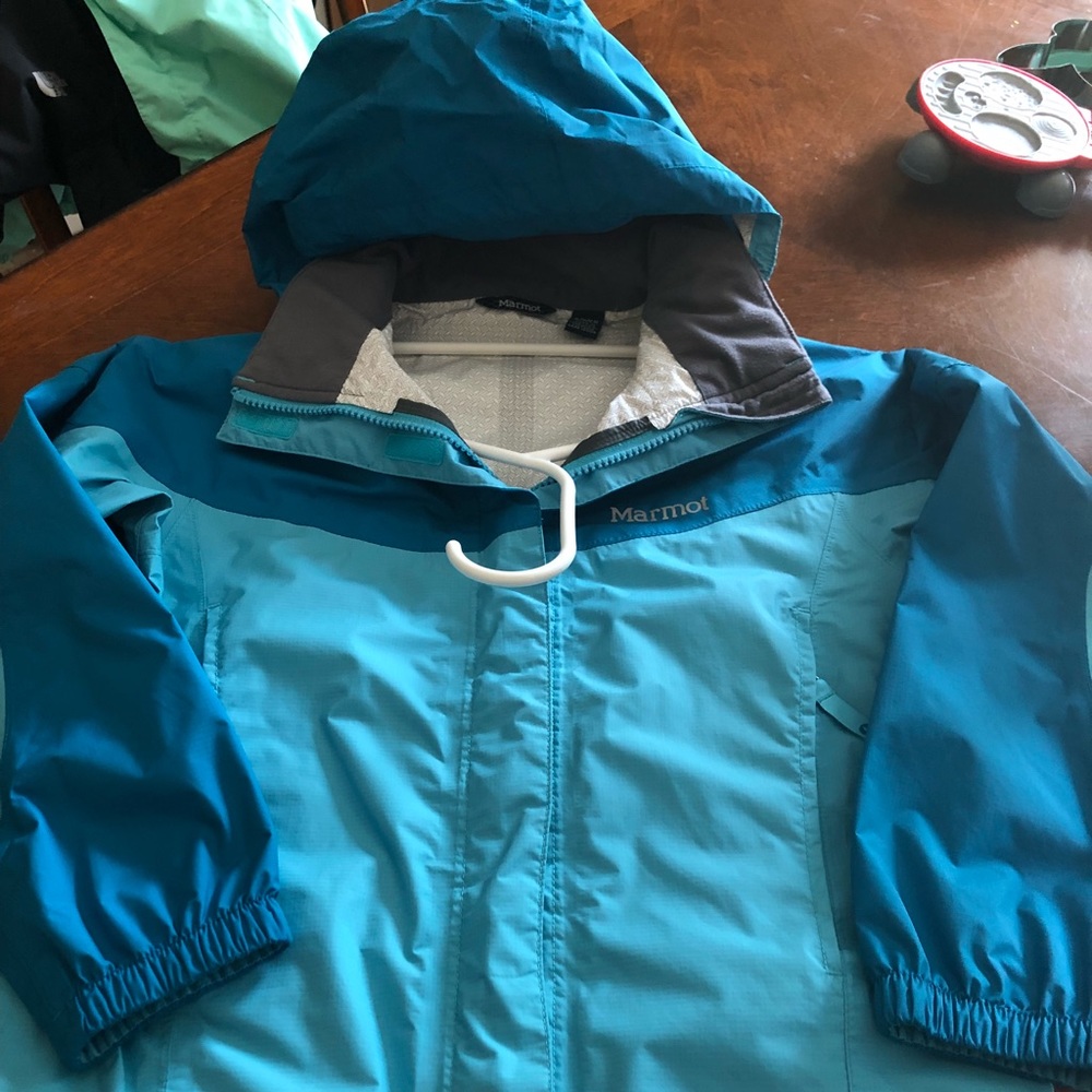 Little girls size small 7/8 Marmot rain jacket